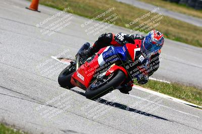 media/Apr-23-2022-Fastrack Riders (Sat) [[cb2d6ae73d]]/LEVEL 3/115PM TURN 6 OUTSIDE/
